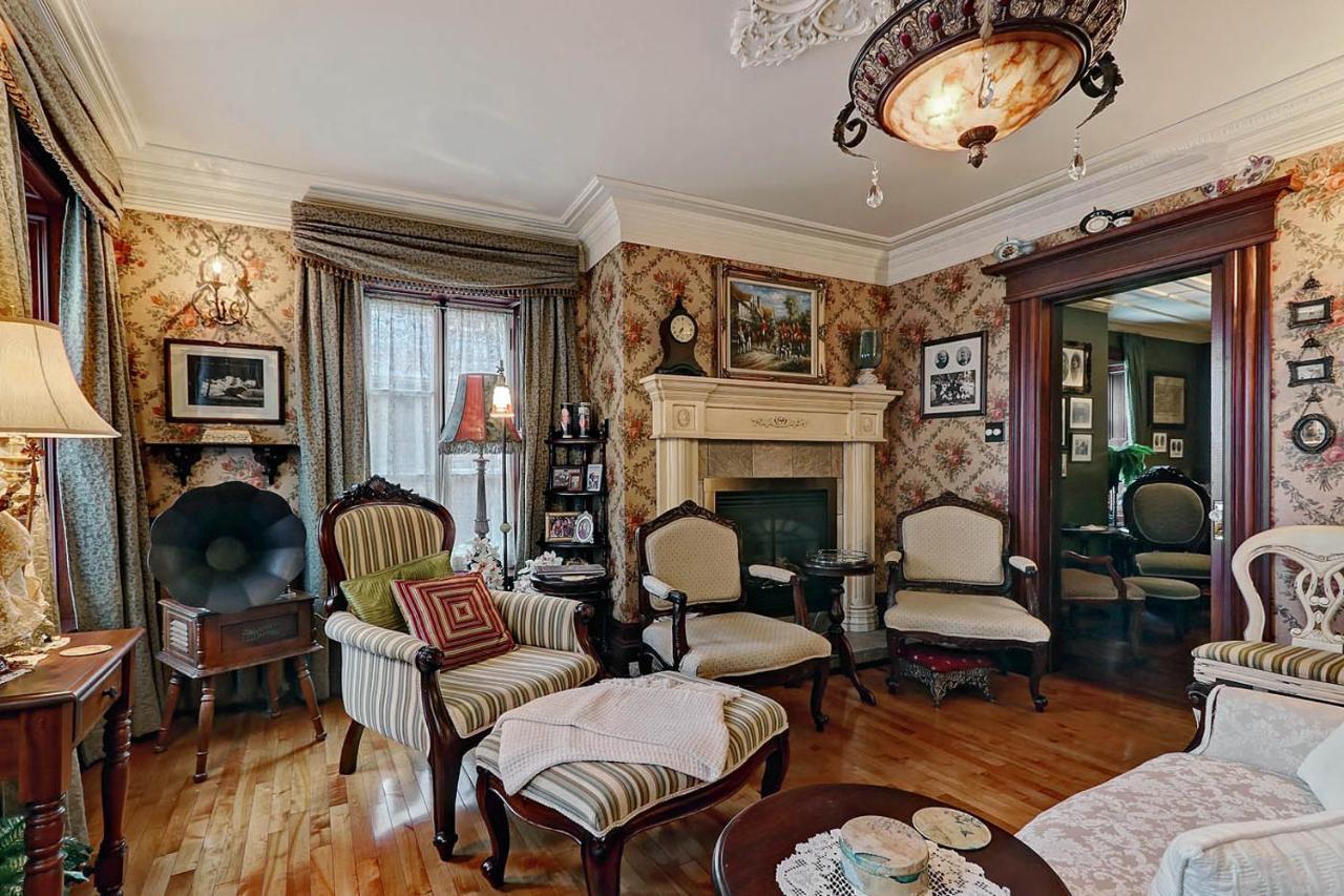 Auberge J.A Moisan Квебек Екстериор снимка